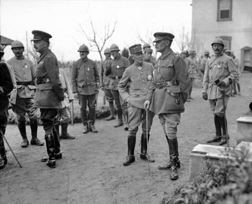 Allied commanders at Salonika, 1915