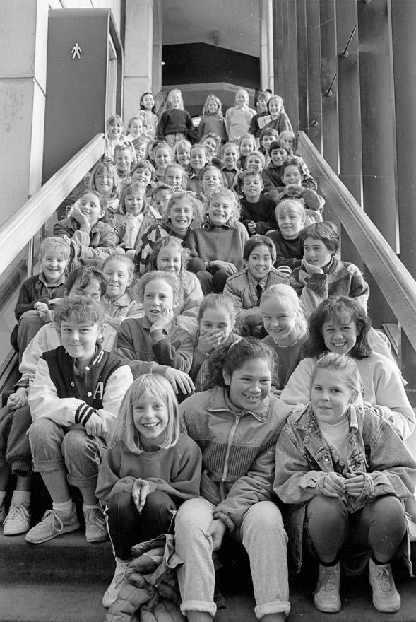 Karori Normal School choir, 1989