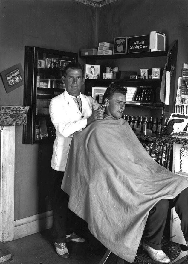 Waiuta barbershop
