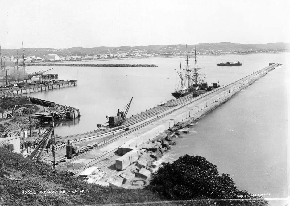 Oamaru breakwater, 1880s