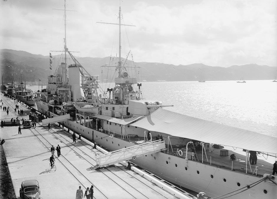 HMS <em>Achilles</em> at Aotea Quay, Wellington, late 1930s