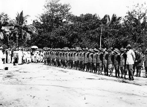 James Allen addresses Rarotongan returned soldiers