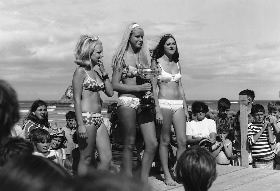 1960s bathing suit contest