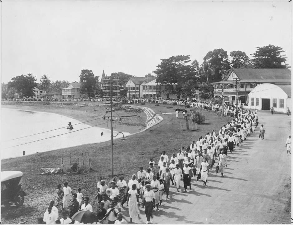 Mau parade