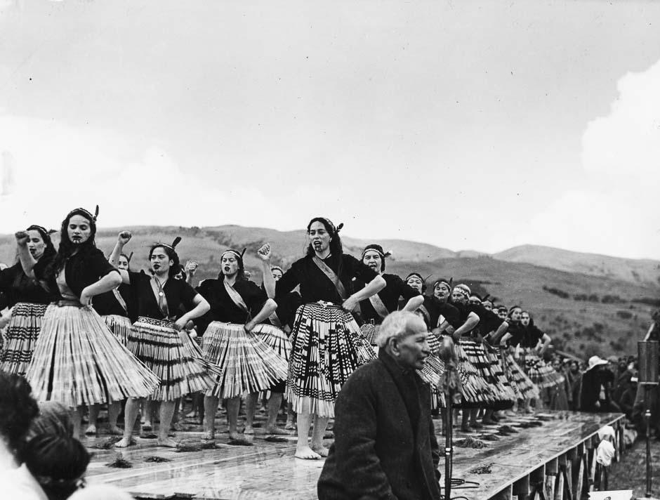 Waiata for Victoria Cross winner at Ruatoria, 1943