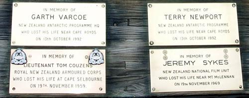 Plaque for NZers killed while working in Antarctica 