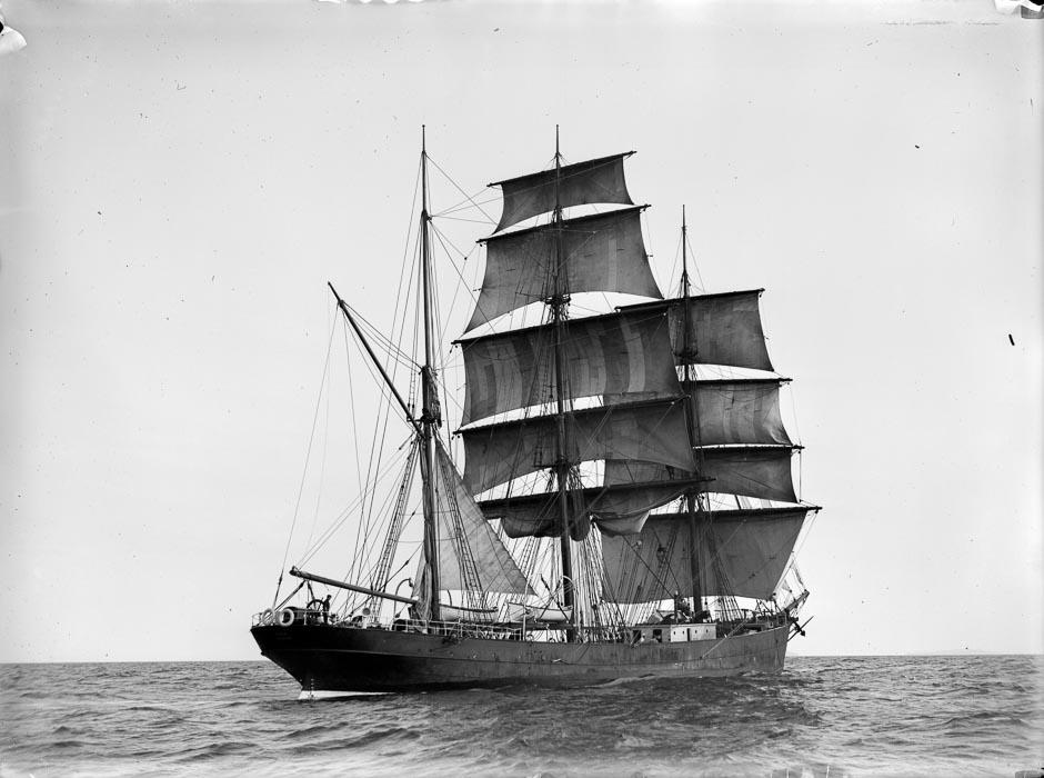 The barque <em>Rona</em>