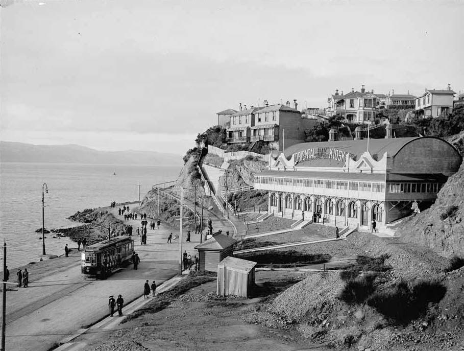 Oriental Bay tea kiosk, 1914
