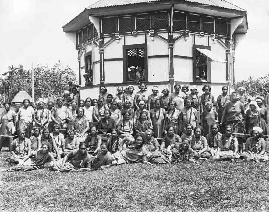 Women's Mau committee
