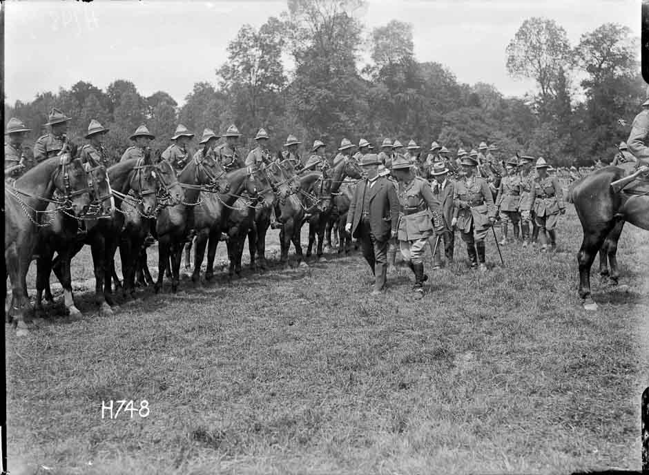 Prime Minister Massey inspects the Otago Mounted Rifles