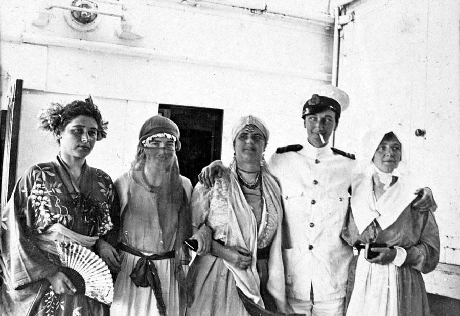 Fancy dress on the <em>Maheno</em>