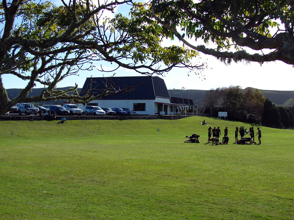 Te Ākau-Waingaroa memorial plaque