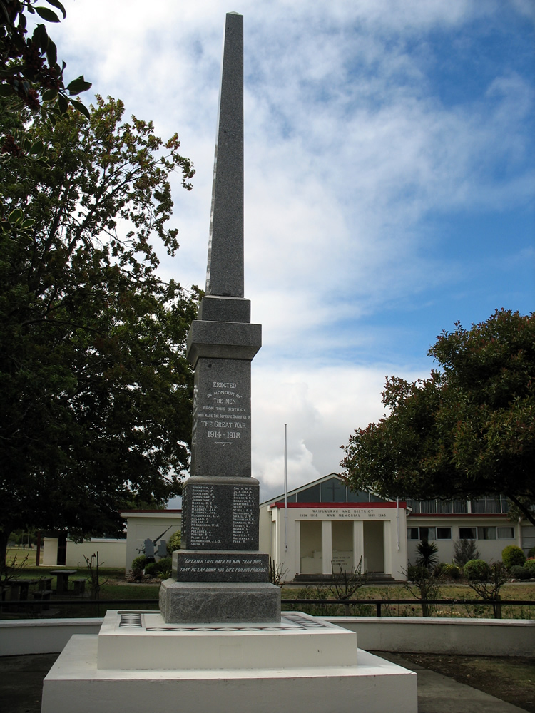 Waipukurau war memorial